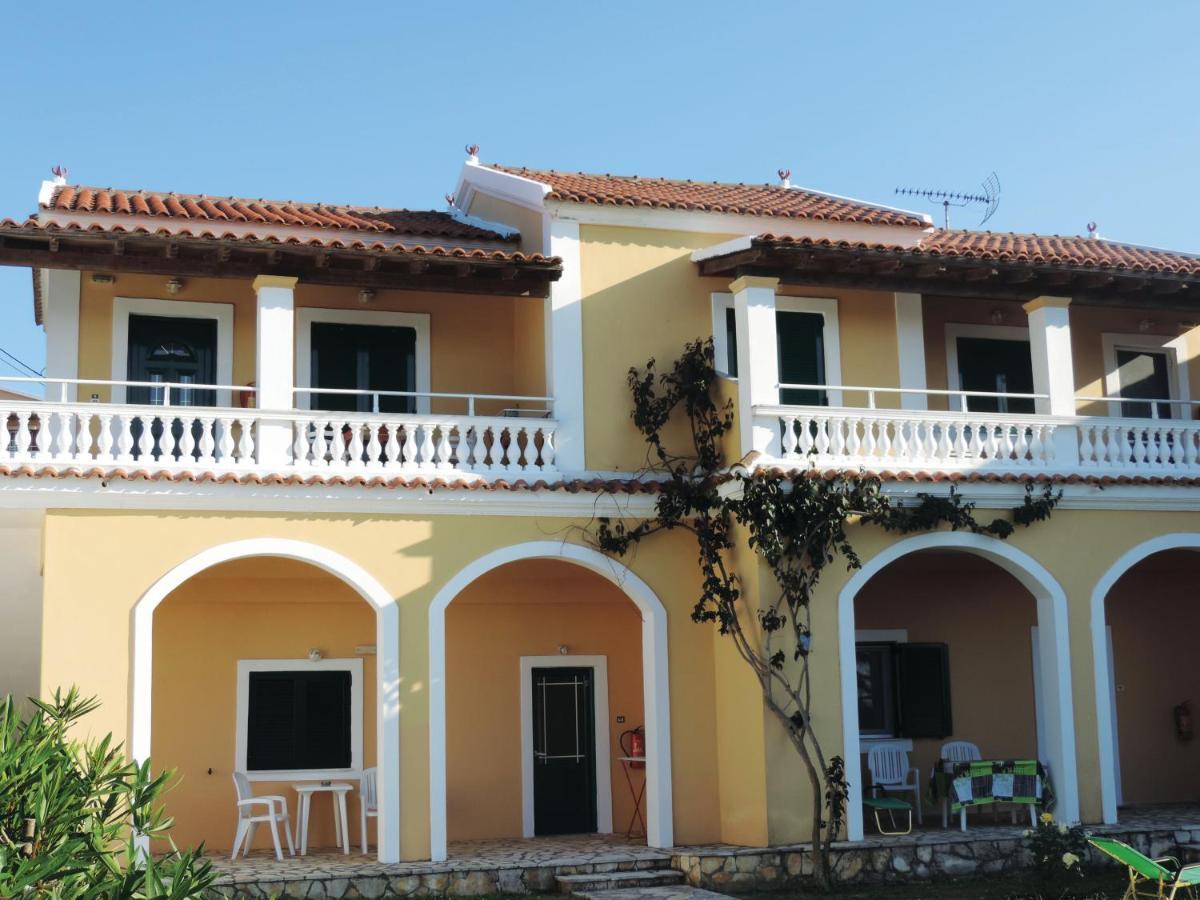 Apartments Peli-Maria Agios Stefanos Avliotes  Dış mekan fotoğraf